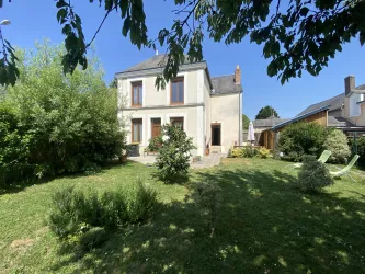 Maison à vendre Château du Loir - 6 pièces - 5 chambres - MAV66074