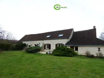Maison à vendre Saint Aubin des Coudrais - 6 pièces - 4 chambres - MAV57872