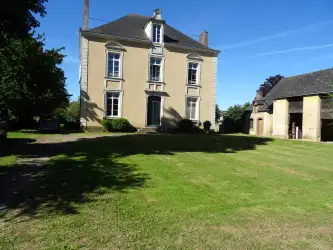 Maison à vendre Beaumont sur Sarthe - 10 pièces - 6 chambres - MAV60419