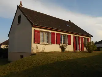 Maison à vendre Neuville sur Sarthe - 8 pièces - 6 chambres - MAV60868